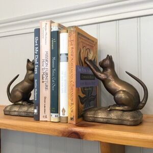 Vintage Pair Cat Bookends Metal Bronze Brass Kitten Figurines Set
